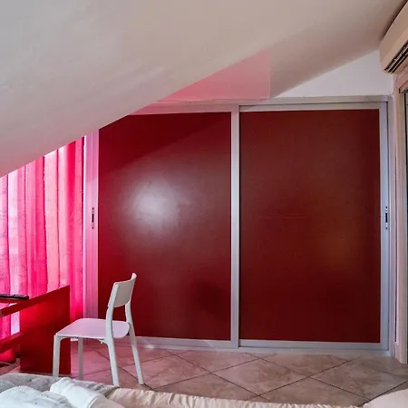 Attic A31 Rooftop Deluxe Апартаменты Санта-Мария-Капуа-Ветере