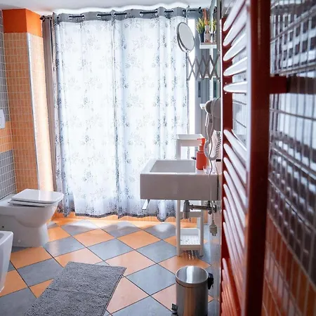 Apartment Attic A31 Rooftop Deluxe *